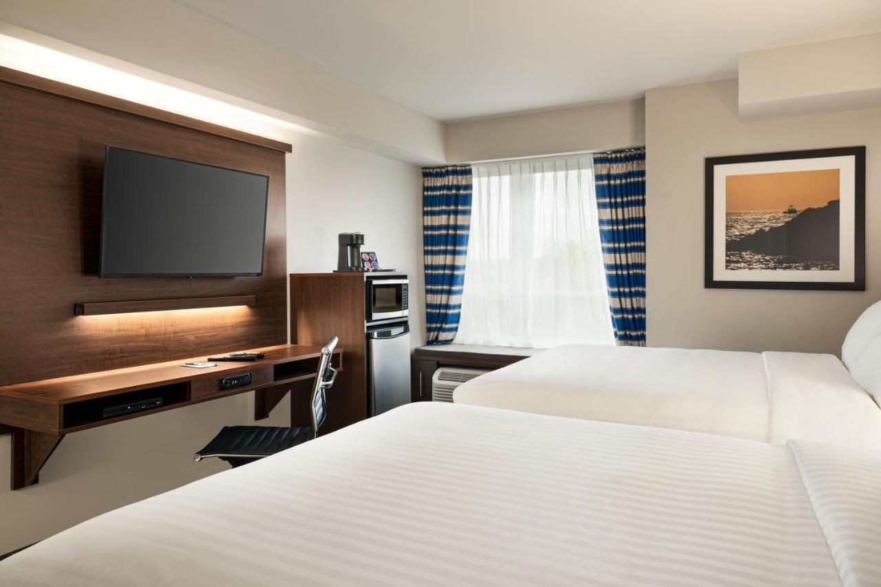 Microtel Inn & Suites By Wyndham แอนทิโกนิช ภายนอก รูปภาพ