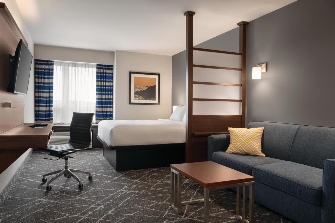 Microtel Inn & Suites By Wyndham แอนทิโกนิช ภายนอก รูปภาพ